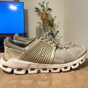 On Cloud Tennis Shoes- Size 9 Women